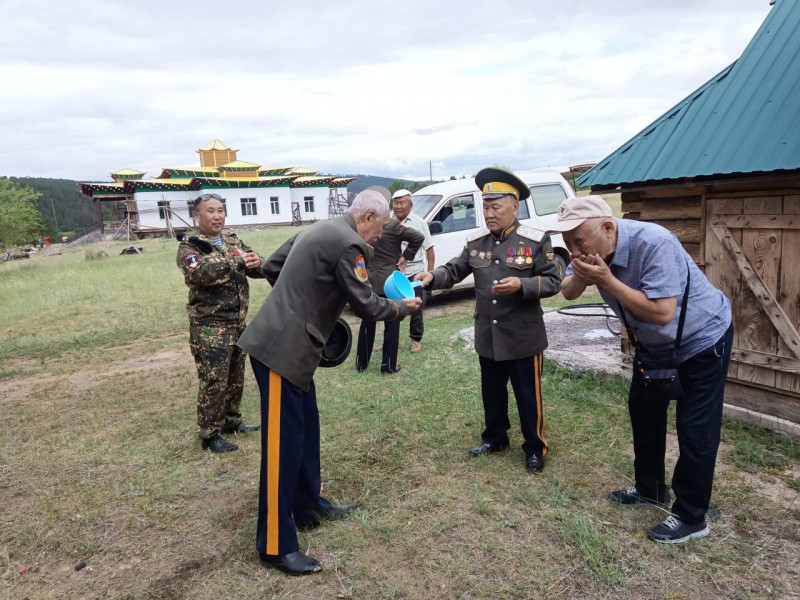 ё