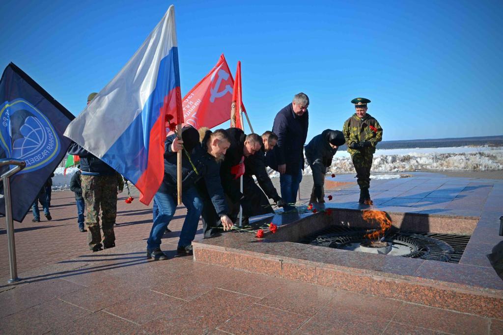 возложение